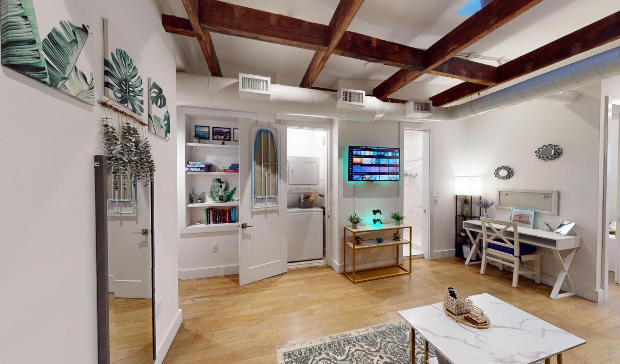 Chic Penthouse 15 Minutes From Nyc - Bus Stop At Doorstep 霍博肯 外观 照片